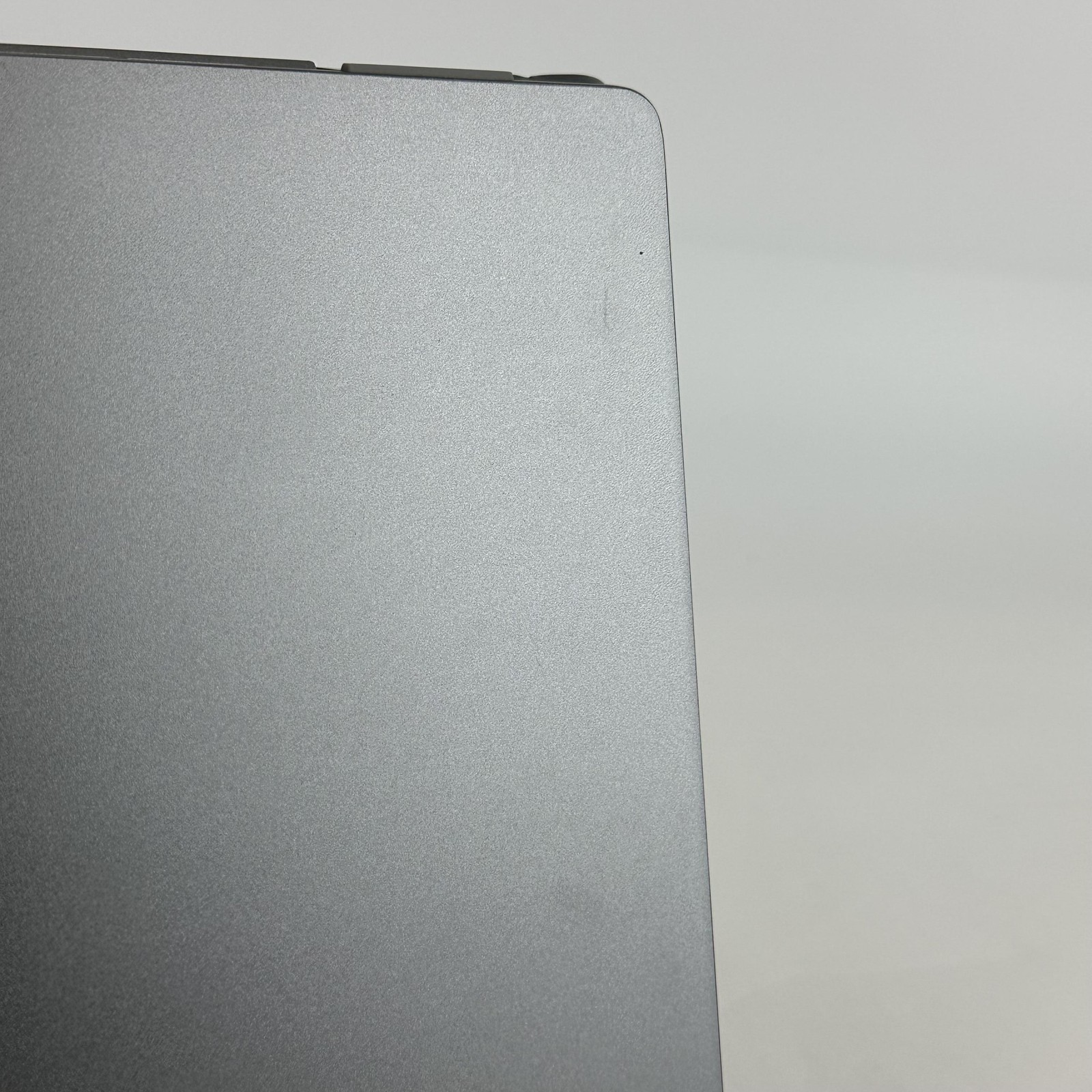 Dell Latitude 7450 14 FHD+ 3.8 GHz Ultra 7 165H 32GB 512GB SSD Good BENT FRAME