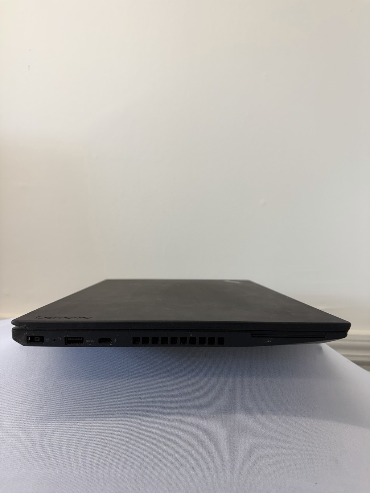 Lenovo Thinkpad P51s Laptop – Good Screen – Intel i7-6500U – RAM 16GB – Read Des