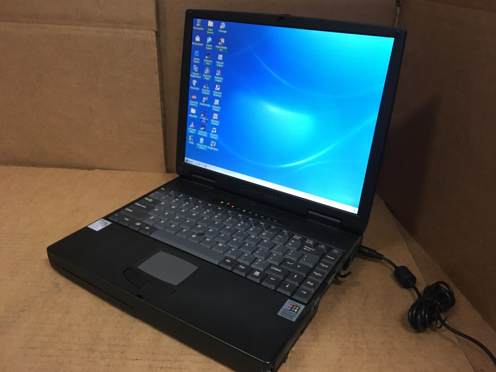 Micron Electronics Laptop Transport Trek 2 AGP 10GB HDD windows 98 ATI RAGE