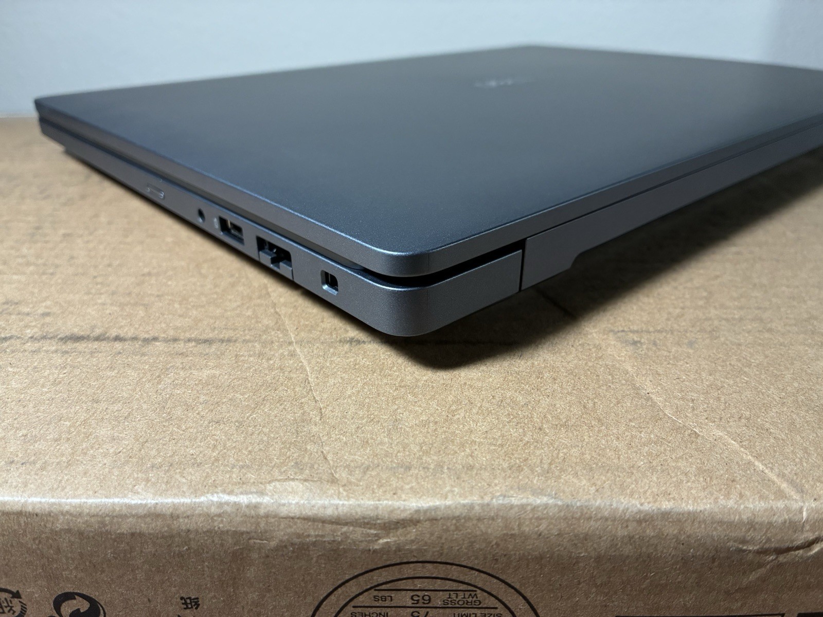 Grade A DELL Pro Max MC16250 Ultra 5 235H 16GB 512GB LTE 16″ FHD+ 2Yrs Warranty!