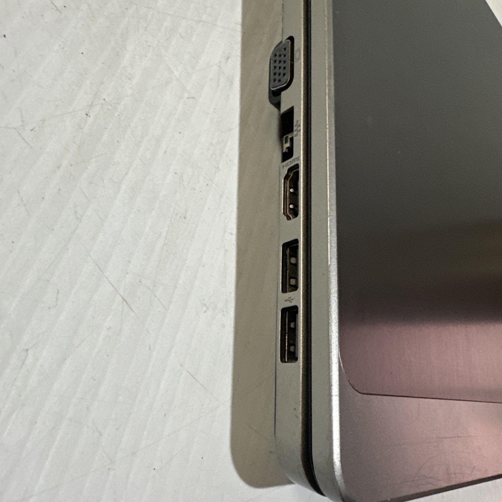 Hp Probook 4530s 15″ Laptop i5-2410m 4gb Ram No Drives No Battery Powers On