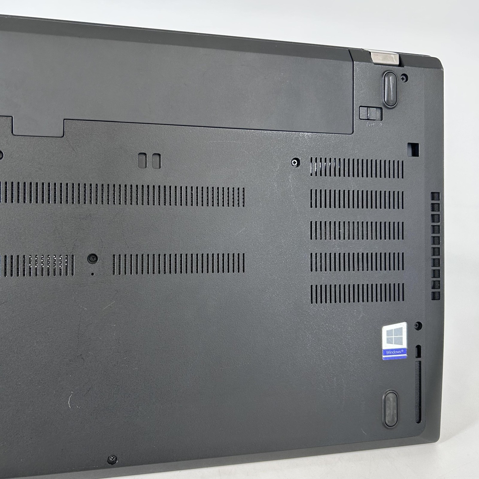 Lenovo ThinkPad T580 15.6 FHD TOUCH i7-8650U 1.90GHz 16GB 256GB SSD FRAME SPLIT