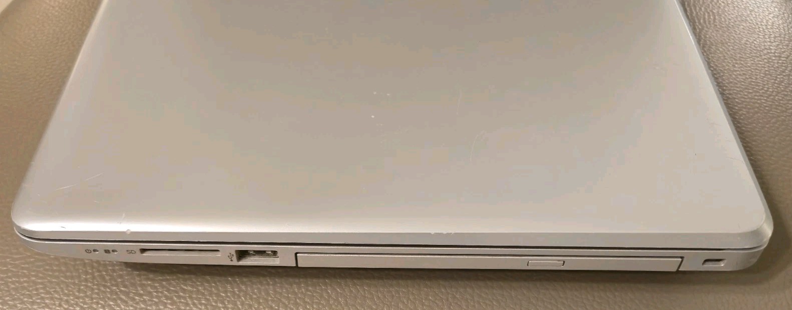 HP 15-bs070wm 15.6″ Touchscreen Laptop i5-7200U 8GB RAM 1TB HDD Good Condition