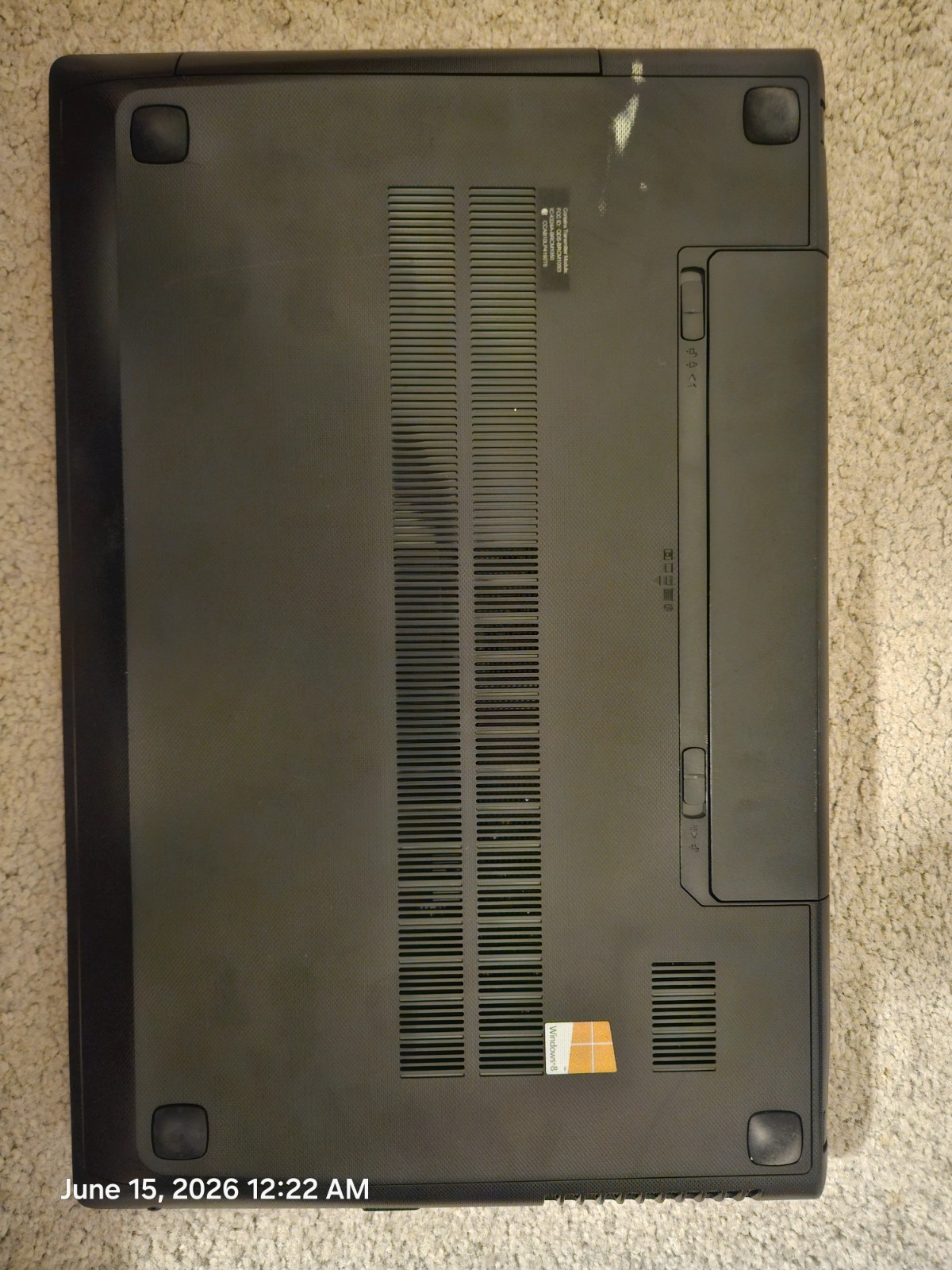 Lenovo G505-20240 AMD E1-2100 @ 1.0GHz, 4GB 320GB HDD, DVDRW, 15.6″ Windows 8