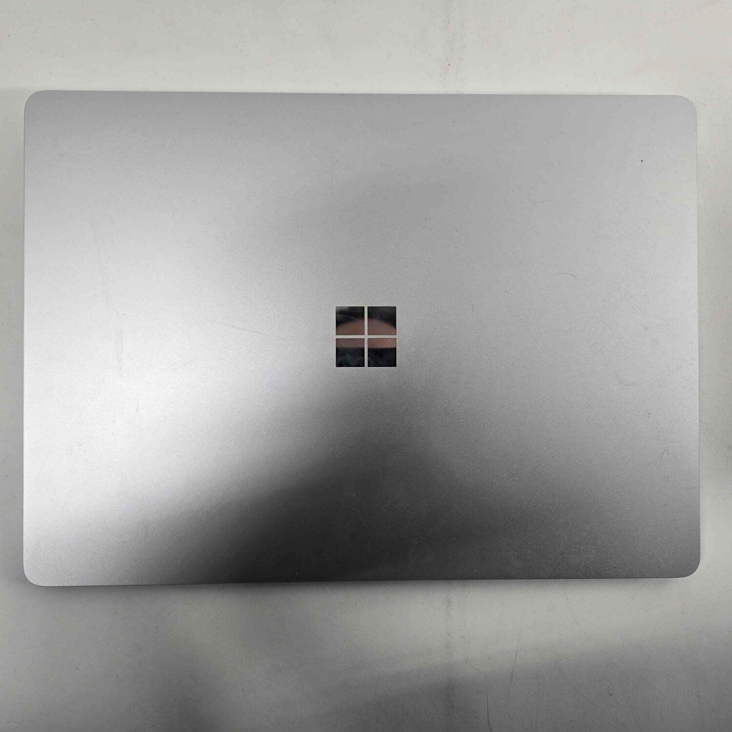 Microsoft Surface Laptop 15″ 2037 15″ Snapdragon X 3.4GHz 16GB RAM 250GB SSD