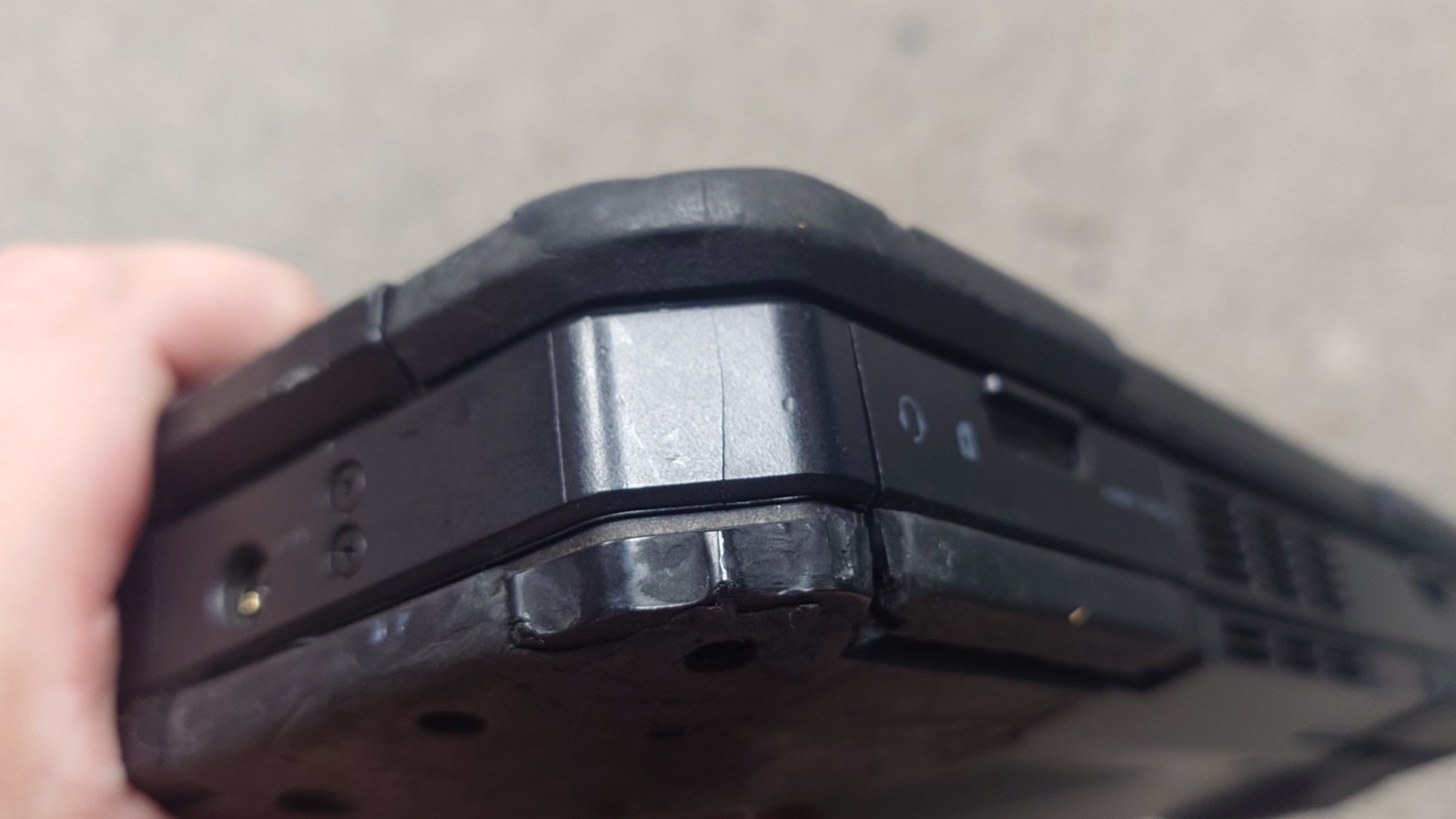 Dell Latitude Rugged 5414 P46G: Intel i5-6300U, 16GB DDR4, With Charger (Posts)