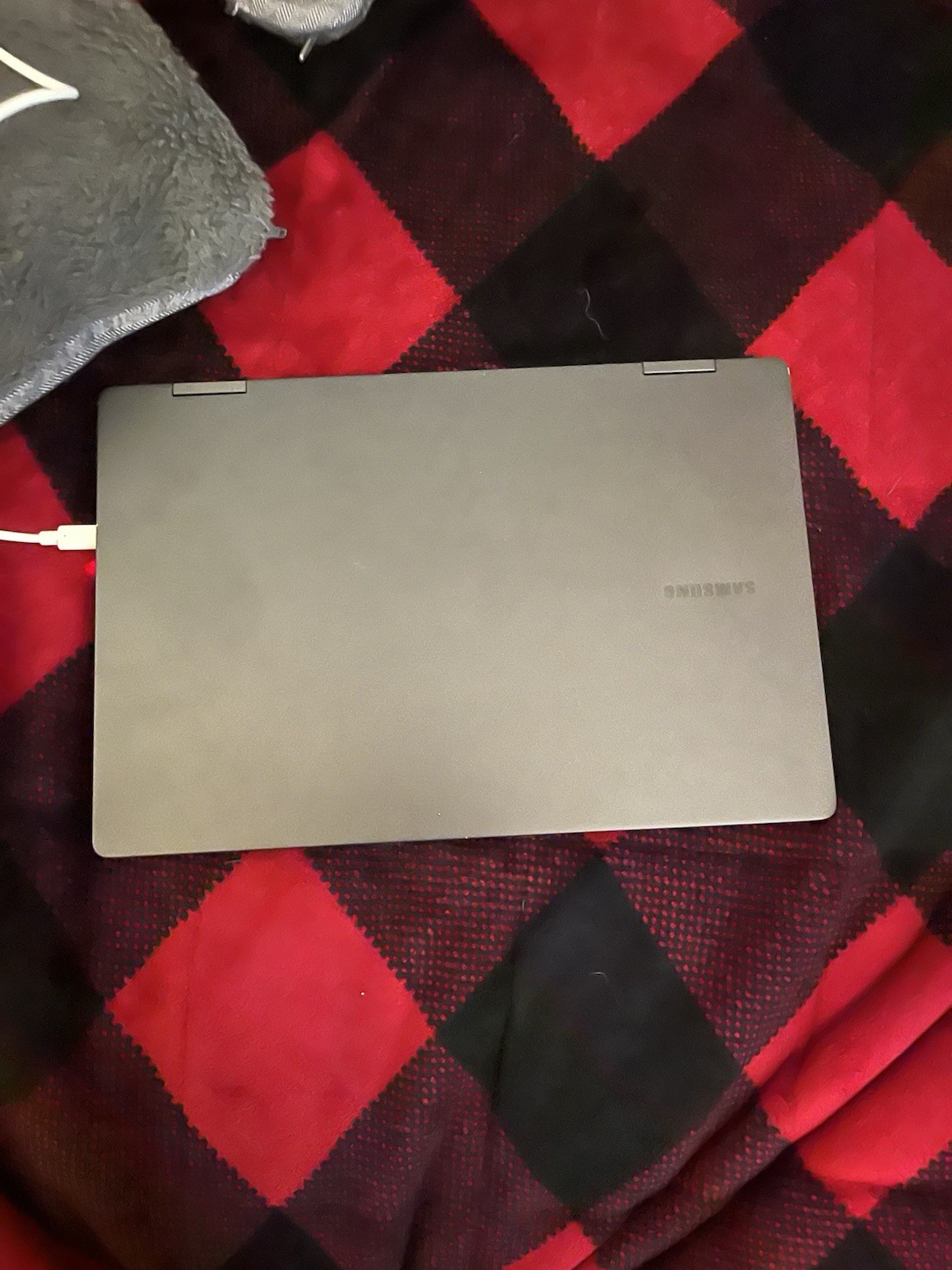 SAMSUNG 15.6” Galaxy Book2 Pro Laptop Computer