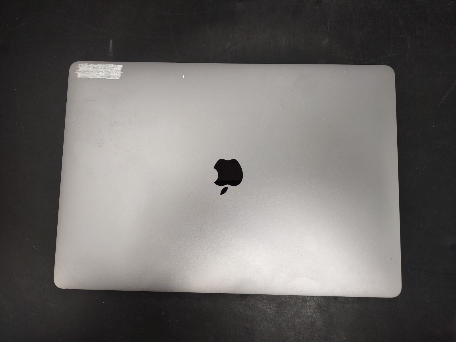 Macbook Pro 16,1 A2141 i7 9750H @ 2.60GHz 16GB RAM 500GB NVME Tahoe OS