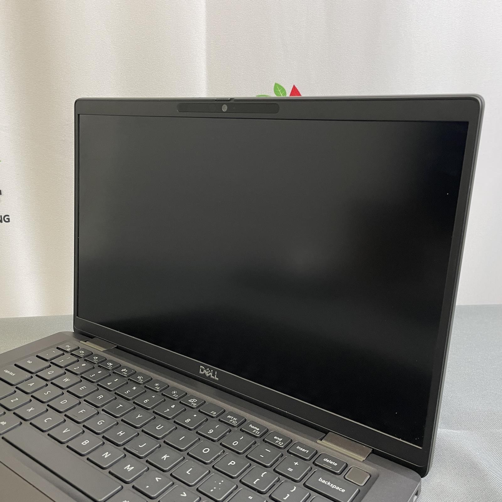 DELL Latitude 7420 14 in FHD, Core i7-1185G7, 16 GB, 512GB NVMe, W11P | Grade B