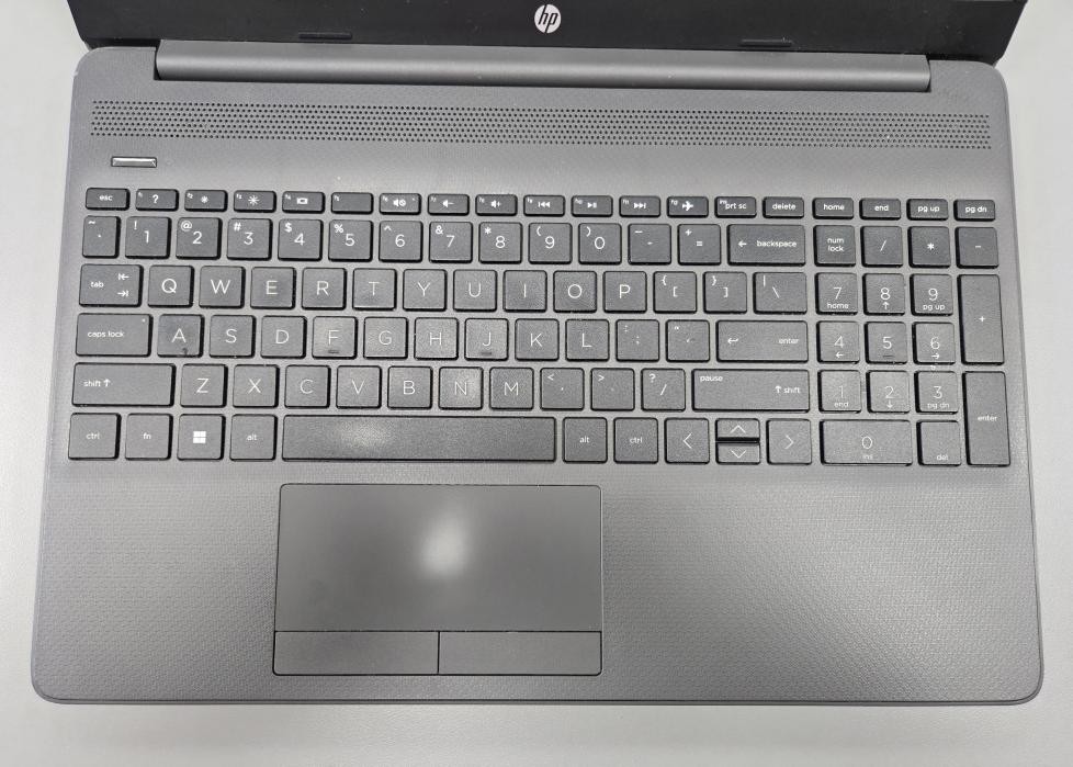 Hewlett Packard 255 G8 Notebook Laptop (PD6016032)