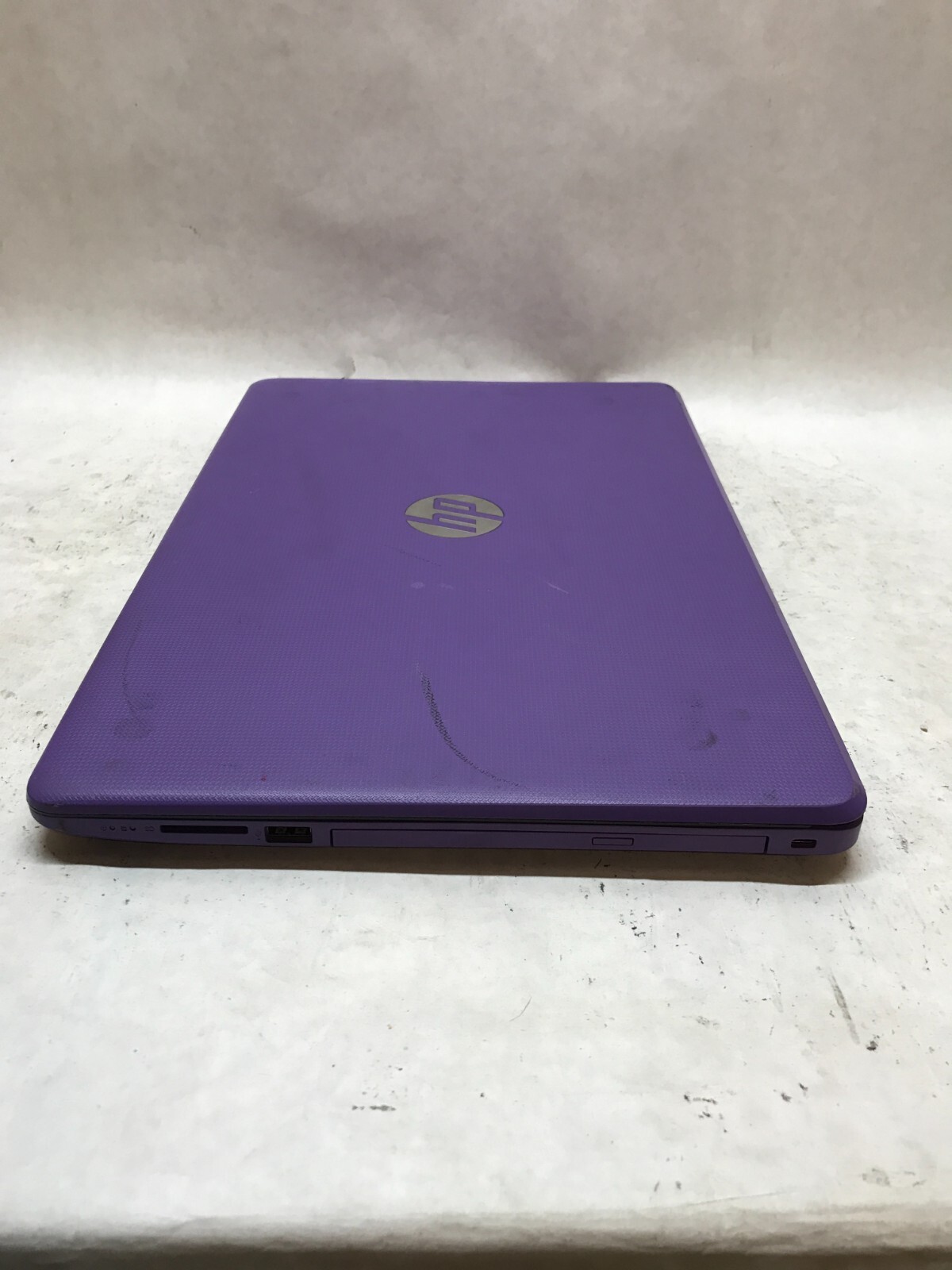 HP 15-bw003wm 15″ Laptop AMD E2-9000e Radeon R2 1.5GHz 4GB RAM NO HDD NO OS – DW