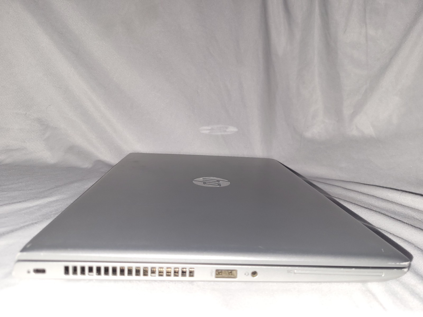 HP ProBook 645 Touch Screen G4 Ryzen 5 Pro 2500u 2.0GHz 8GB No Hard Drive