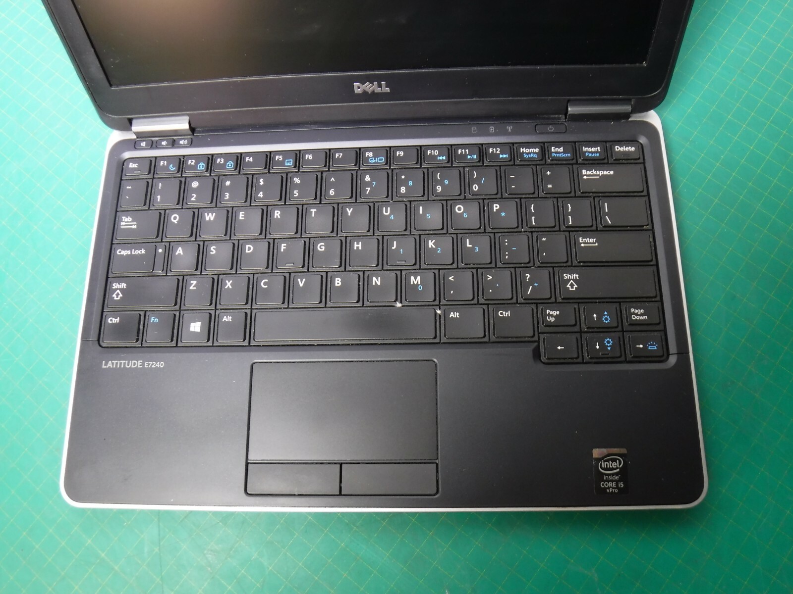 Dell Latitude E7240 Core i5 4310U 4GB RAM 12.5″ Laptop NO HDD NO OS 290XL12