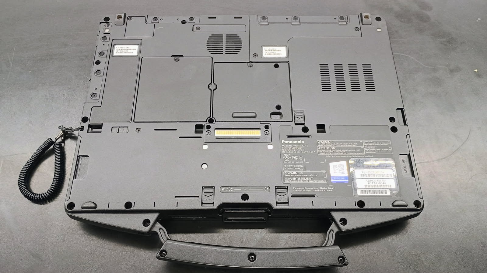 Panasonic Toughbook FZ-55 i7-8665U 1.90Ghz-16GB RAM -512GB SSD- READ Screen Fade