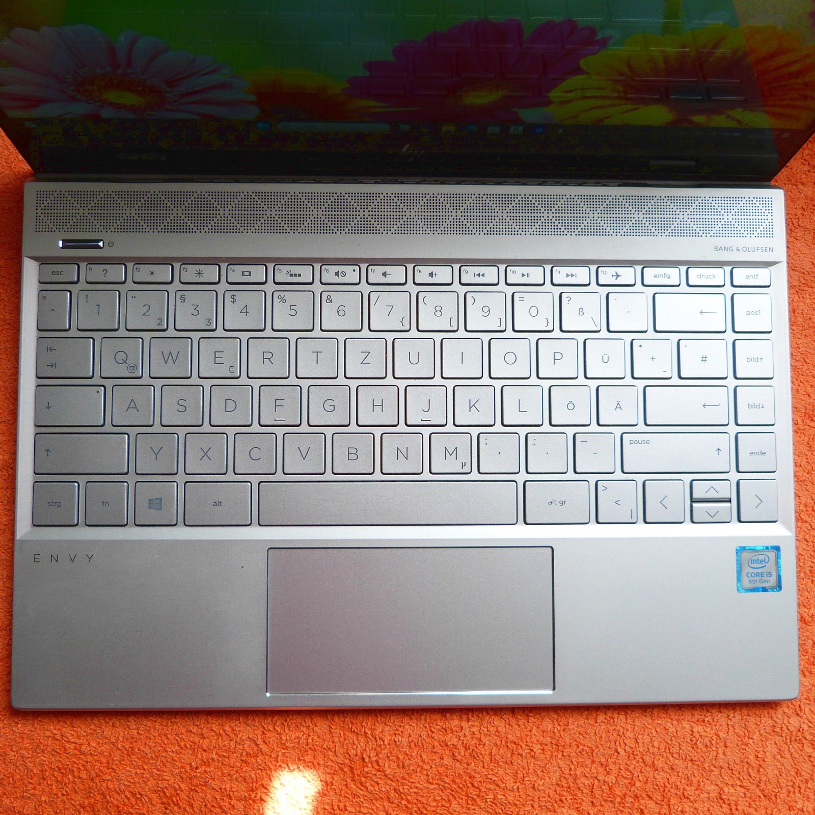 HP ENVY 13 AH 13″ FULLHD l METAL UltraBook Windows 11 SSD l 8GEN CORE i5 I