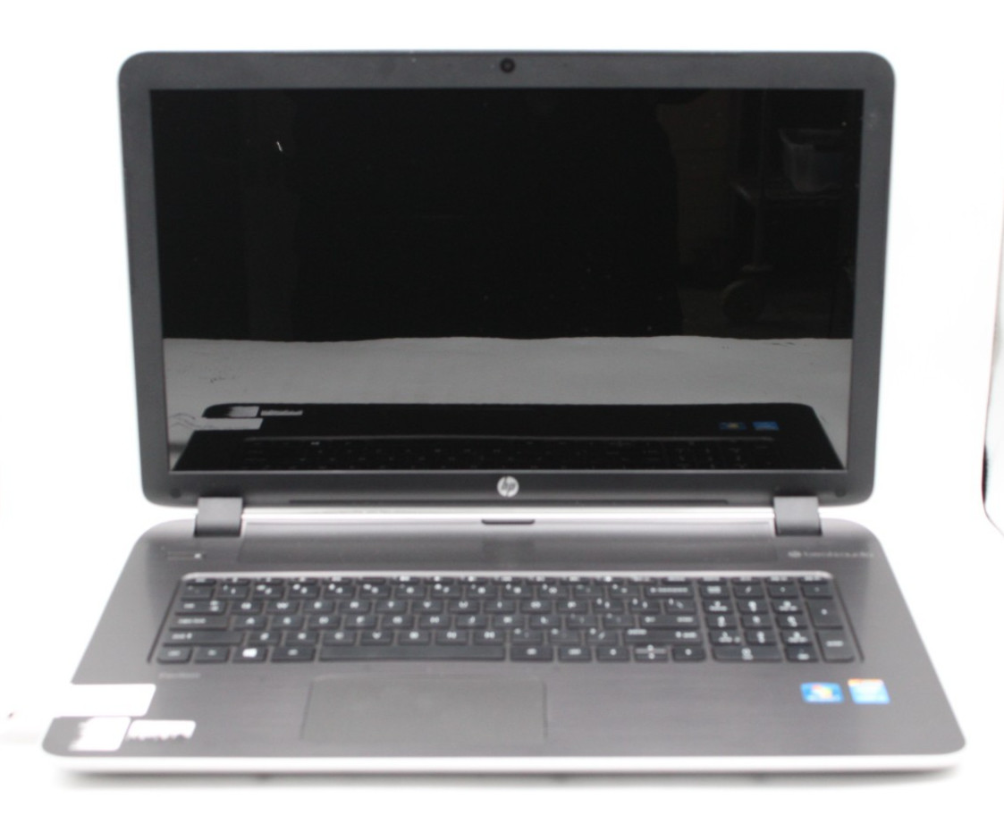 HP Pavilion 17 i5-8265U@1.7GHz 8GB DDR3 NO STORAGE OR OS *USED/TESTED*
