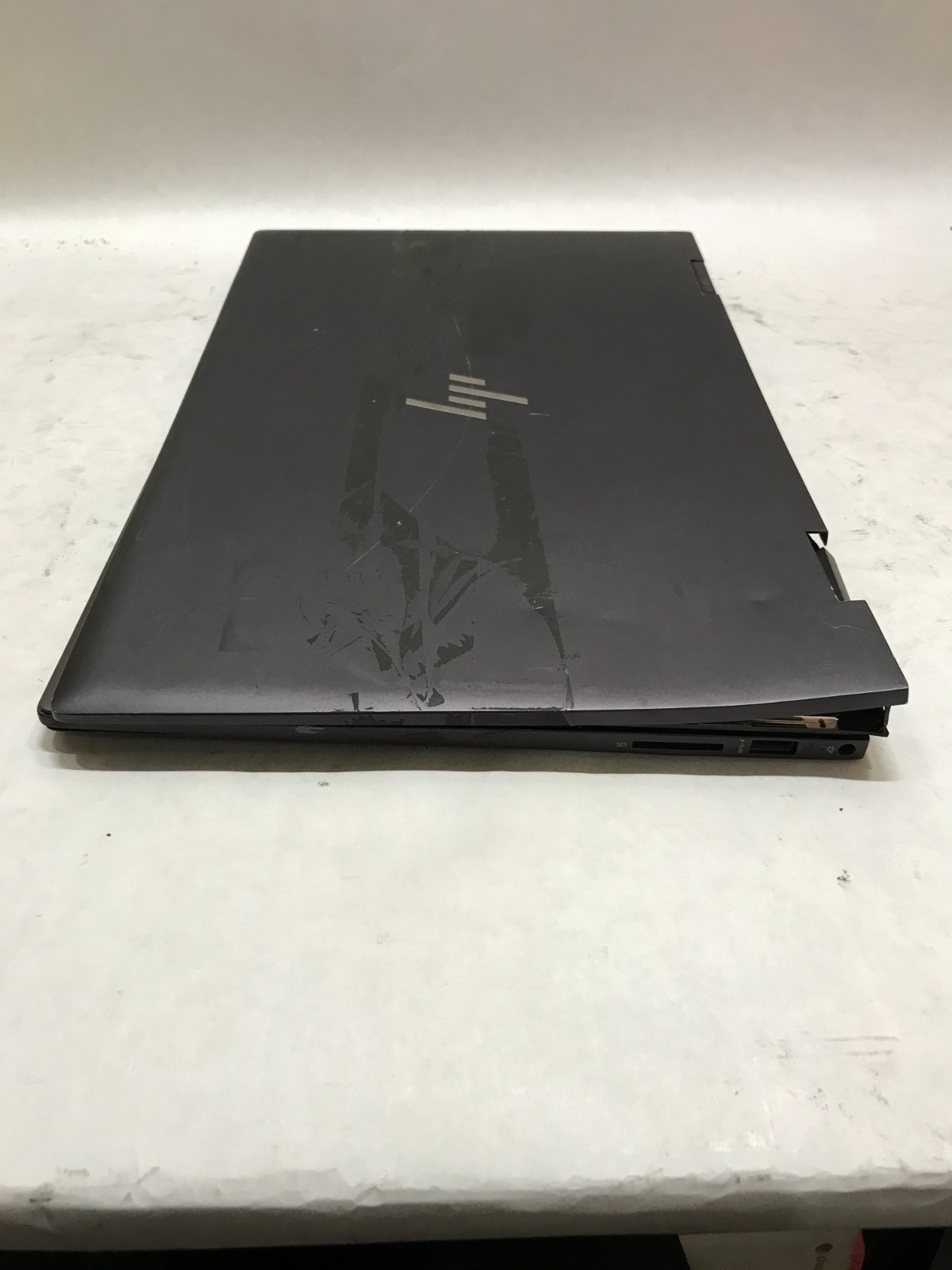 HP Envy x360 15-ee1093cl 15″ Ryzen 7 5000 Series NO RAM NO SSD/OS For Parts – DW