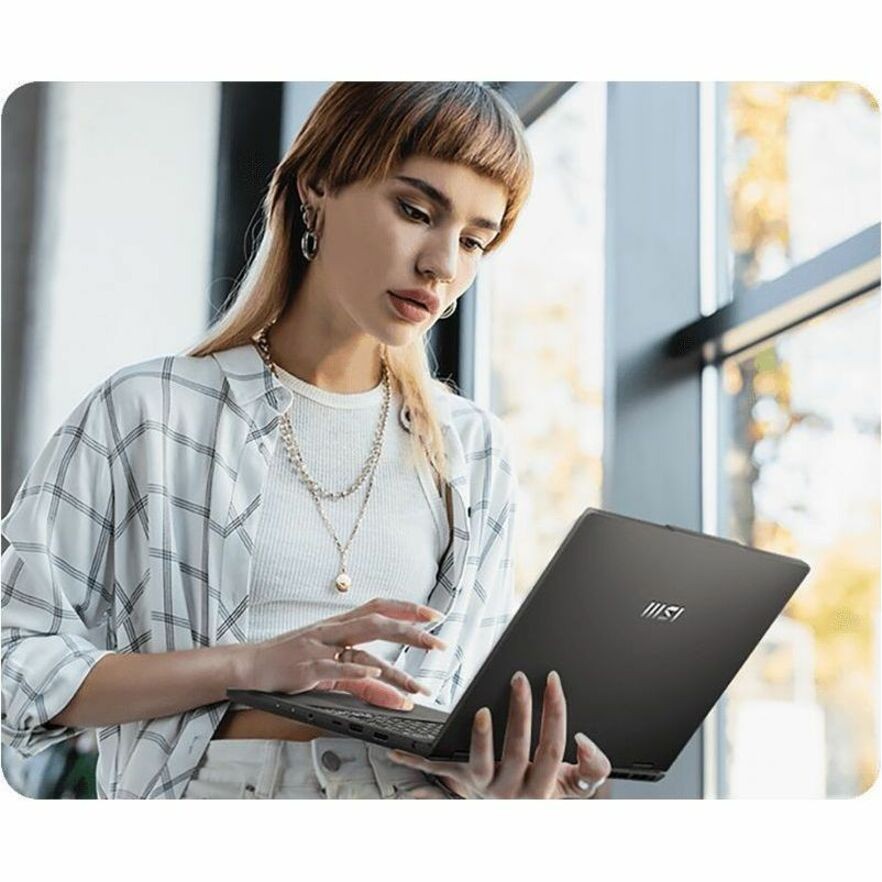 MSI VENA14A3019 14″ Touchscreen Notebook Ryzen AI 5 340 16GB 512GB SSD
