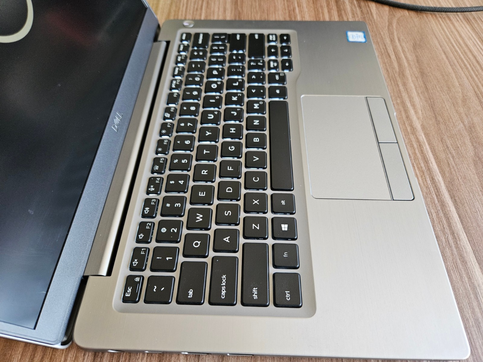 Dell Latitude 7300 13.3″ Touch i5-8365U vPro 16GB DDR4 512GB NVMe Backlit Win10