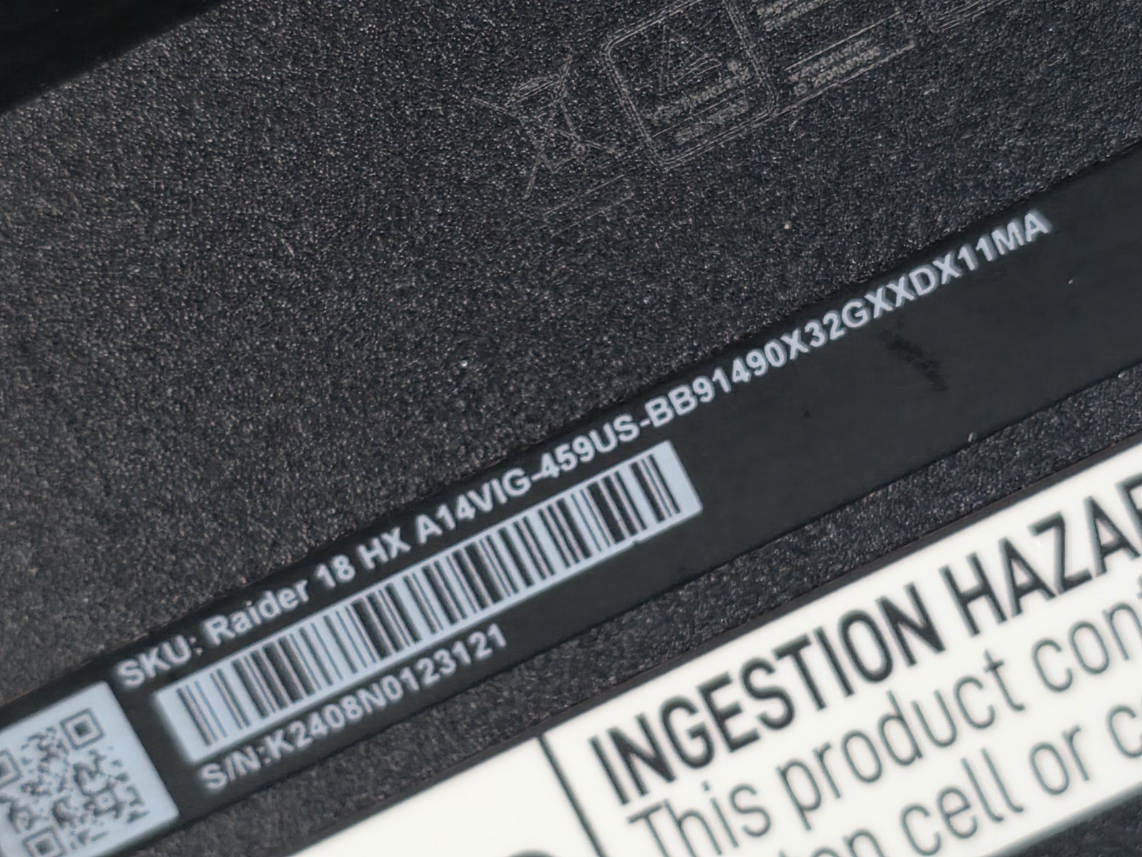 MSI | Raider 18 HX A14VIG-495US 18 in QHD+ i9-14900HX RTX 4090 Power