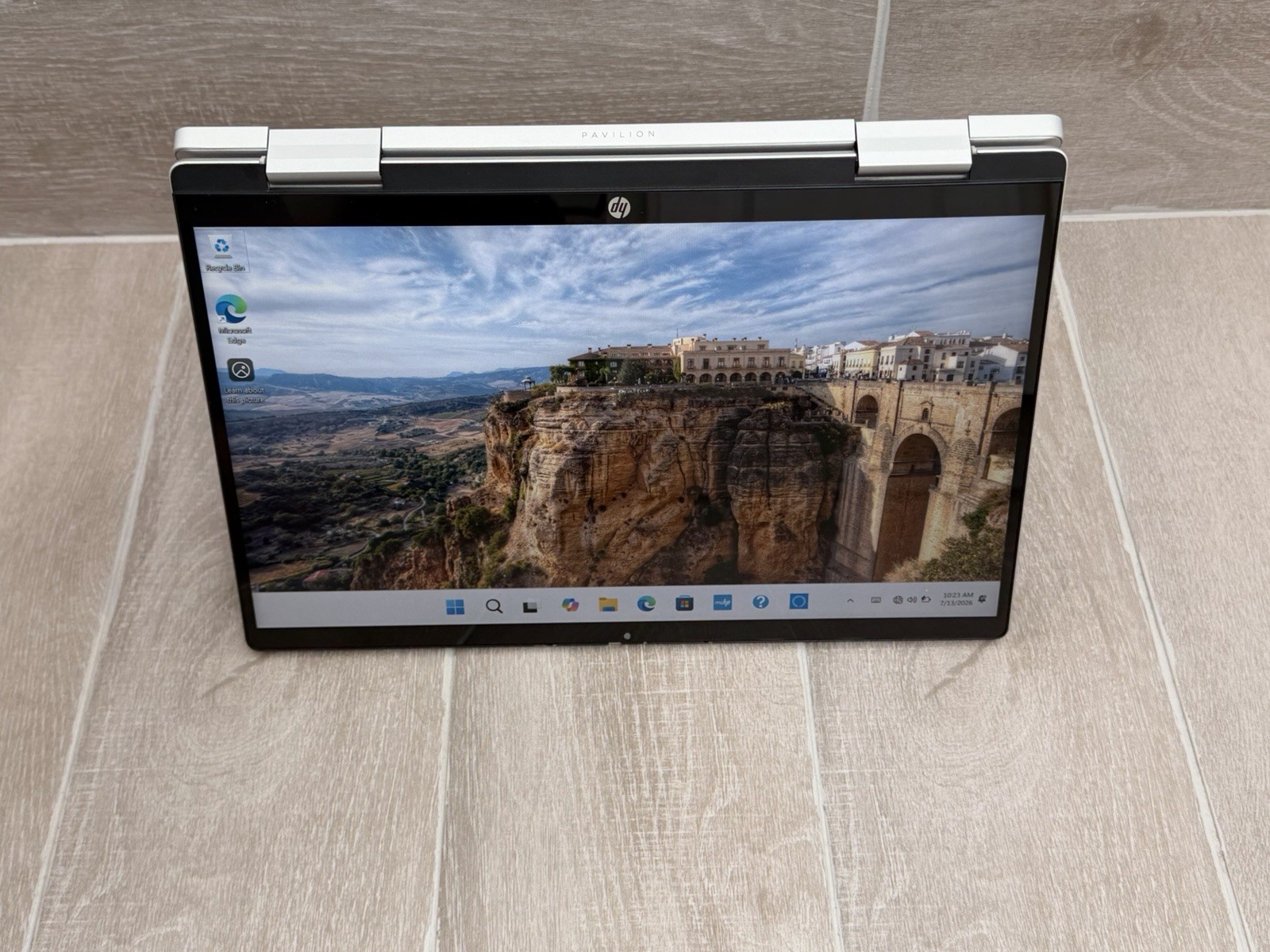 HP Pavilion x360 14-EK0033DX 14″ Touch Laptop Core i5-1235U 8GB RAM 256GB NVMe