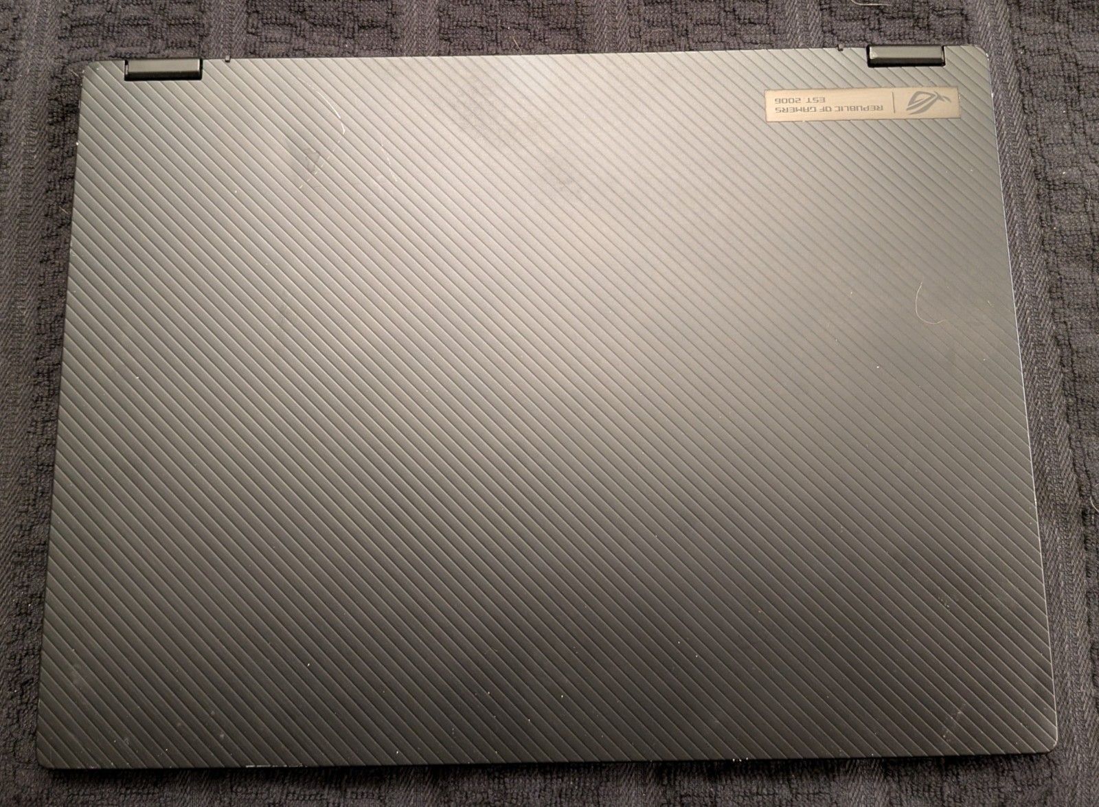 Asus ROG Flow X13 GV301 13.4″ Ryzen 9 6900HS 16GB RAM 1T SSD GeForce RTX 3050 Ti