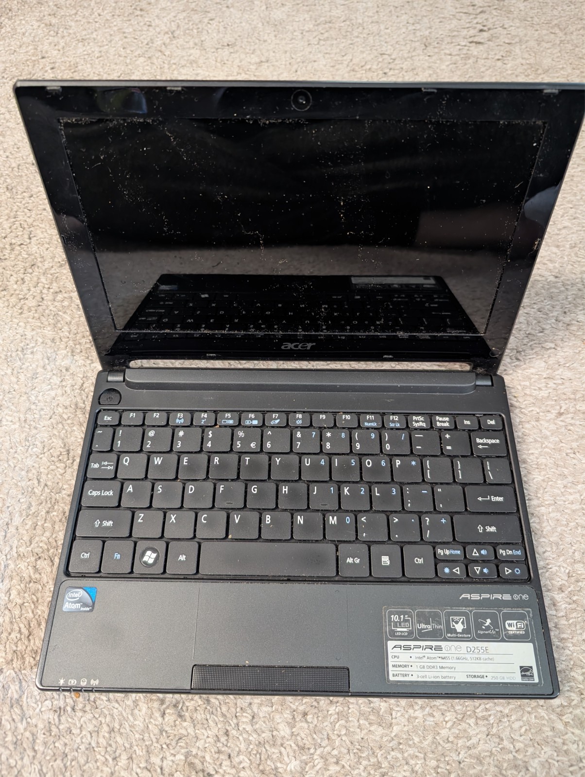 Acer Aspire One D255E Netbook Intel Atom Windows 7 Starter 10.1″ Black Webcam