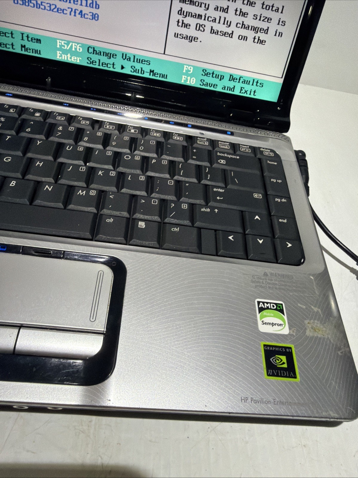 Hp Pavilion DV2000 14″ Laptop Mobile AMD Sempron 512MB Ram NO Drives Boots Bios