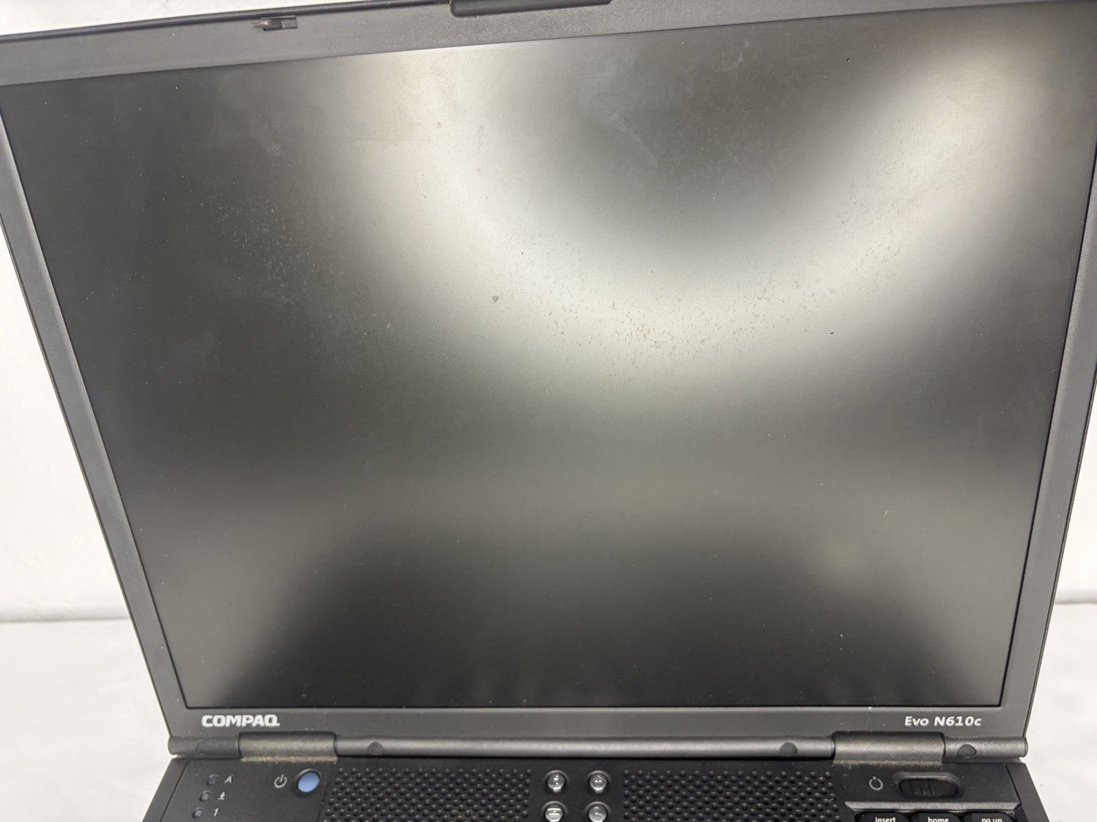 Compaq Evo N610c Vintage Laptop / No Adapter