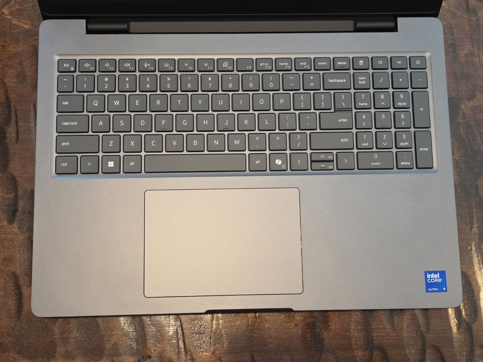 Dell Pro Max 16 Plus – 16″ FHD+, Ultra 9 285HX, RTX PRO 3000, 64GB RAM, 3Y WRNTY