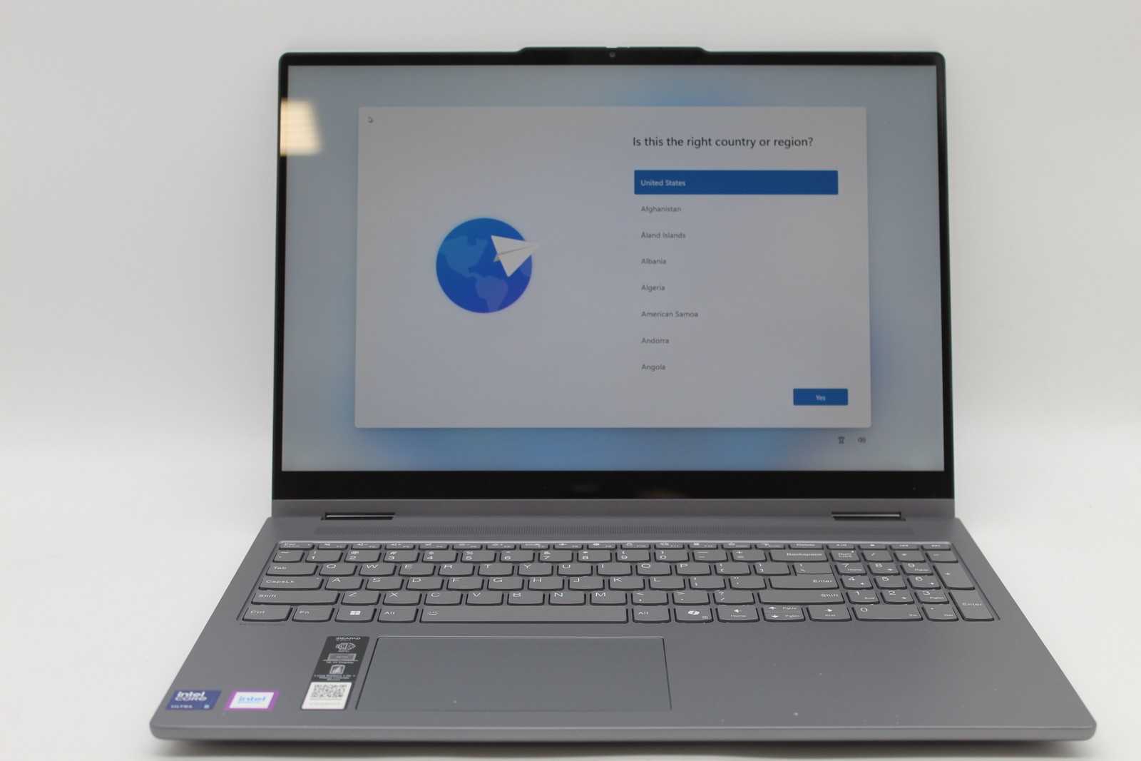 Lenovo IdeaPad 5i 16″ Touch Laptop Intel Core Ultra 5 225U 16GB 512GB PC664249