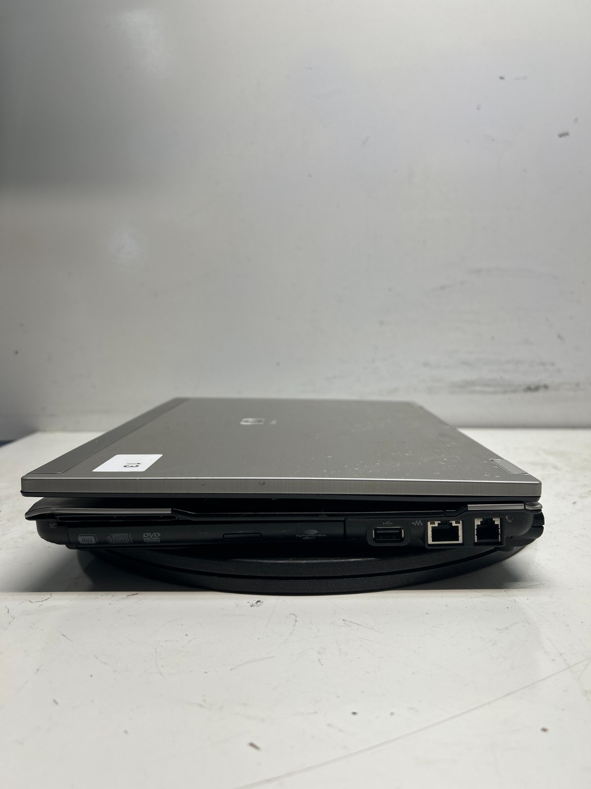 HP Elitebook 6930p Intel Core 2 Duo P8700 2GB NO HDD