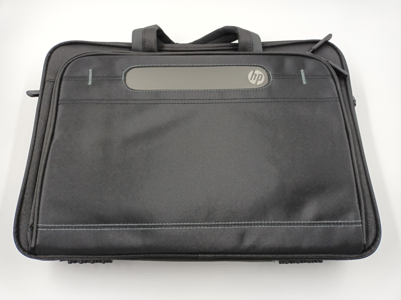 HP Elitebook 850 G1 + Docking Station + Carrying Case + Mouse