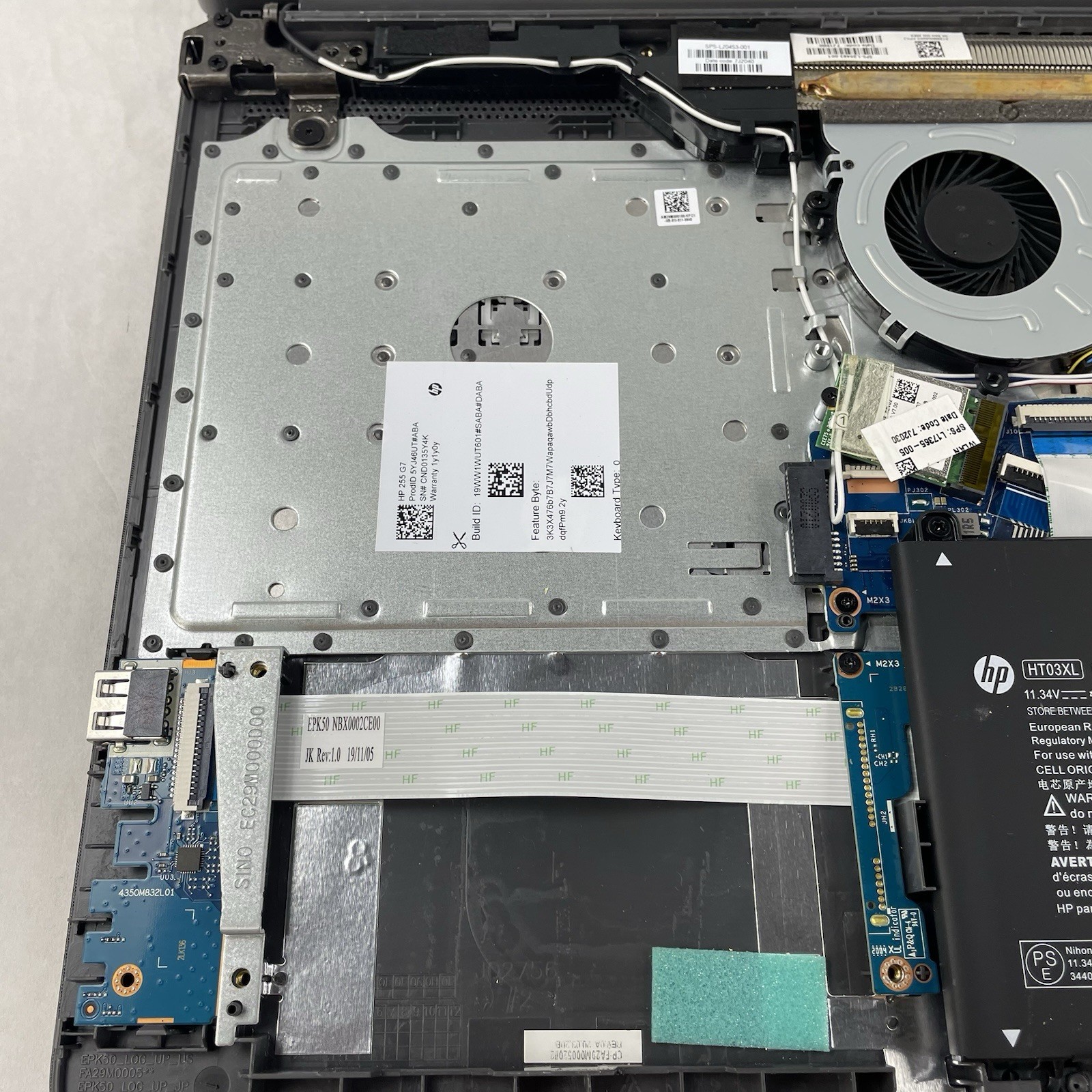 HP 255 G7 15.6″ Ryzen 3 2200U 2.50 GHz 8 GB RAM No SSD/AC/OS