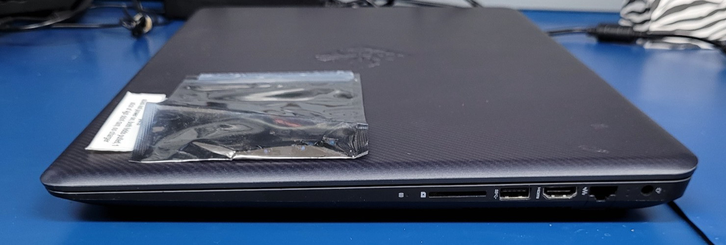 OMEN 17-w53dx Laptop — DOES NOT POWER ON — NO HDDS — 4 GB RAM FOR PARTS