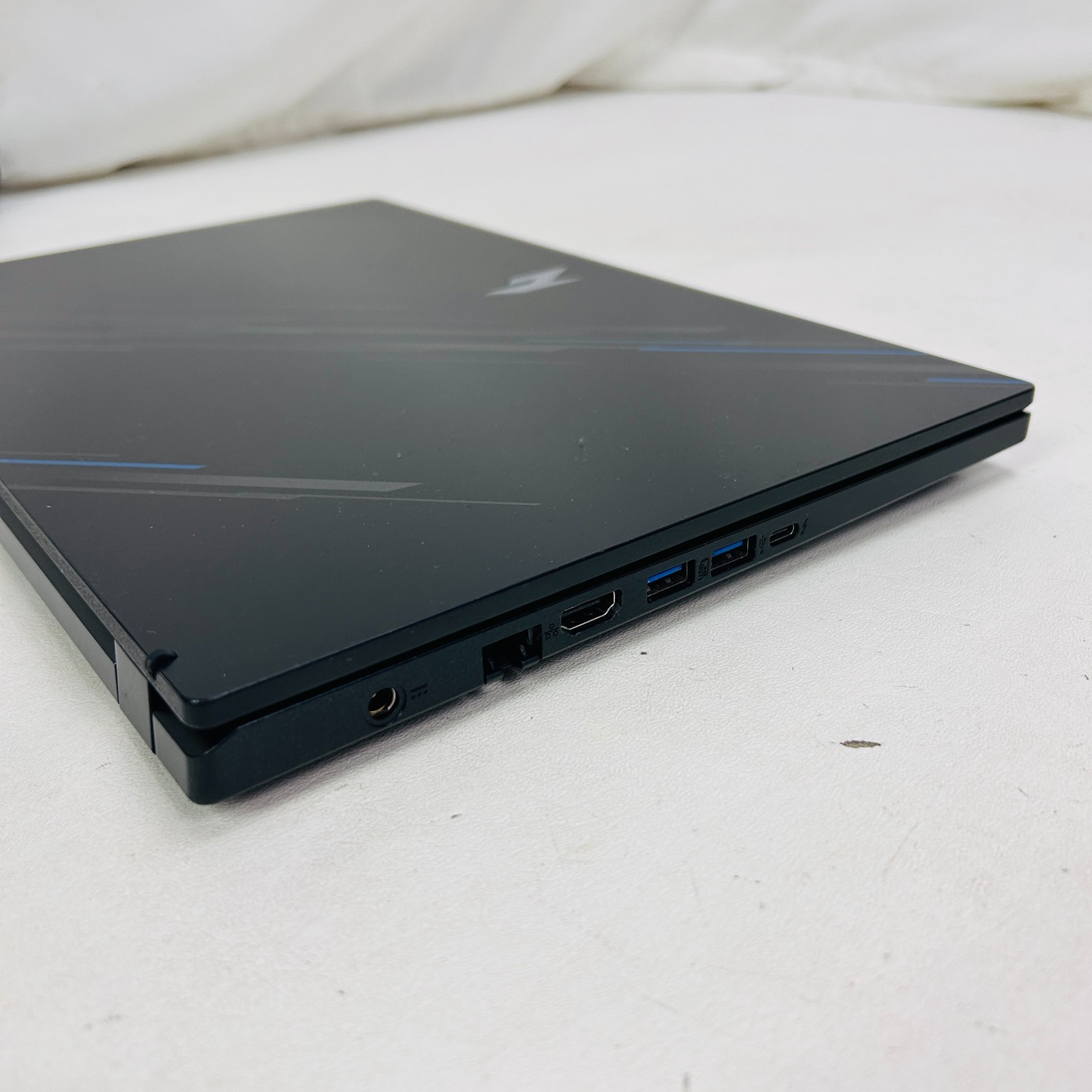 READ Acer Nitro V 15 ANV15-51-532J 15.6 Gaming Notebook FHD i5-13420H 8/512 GB