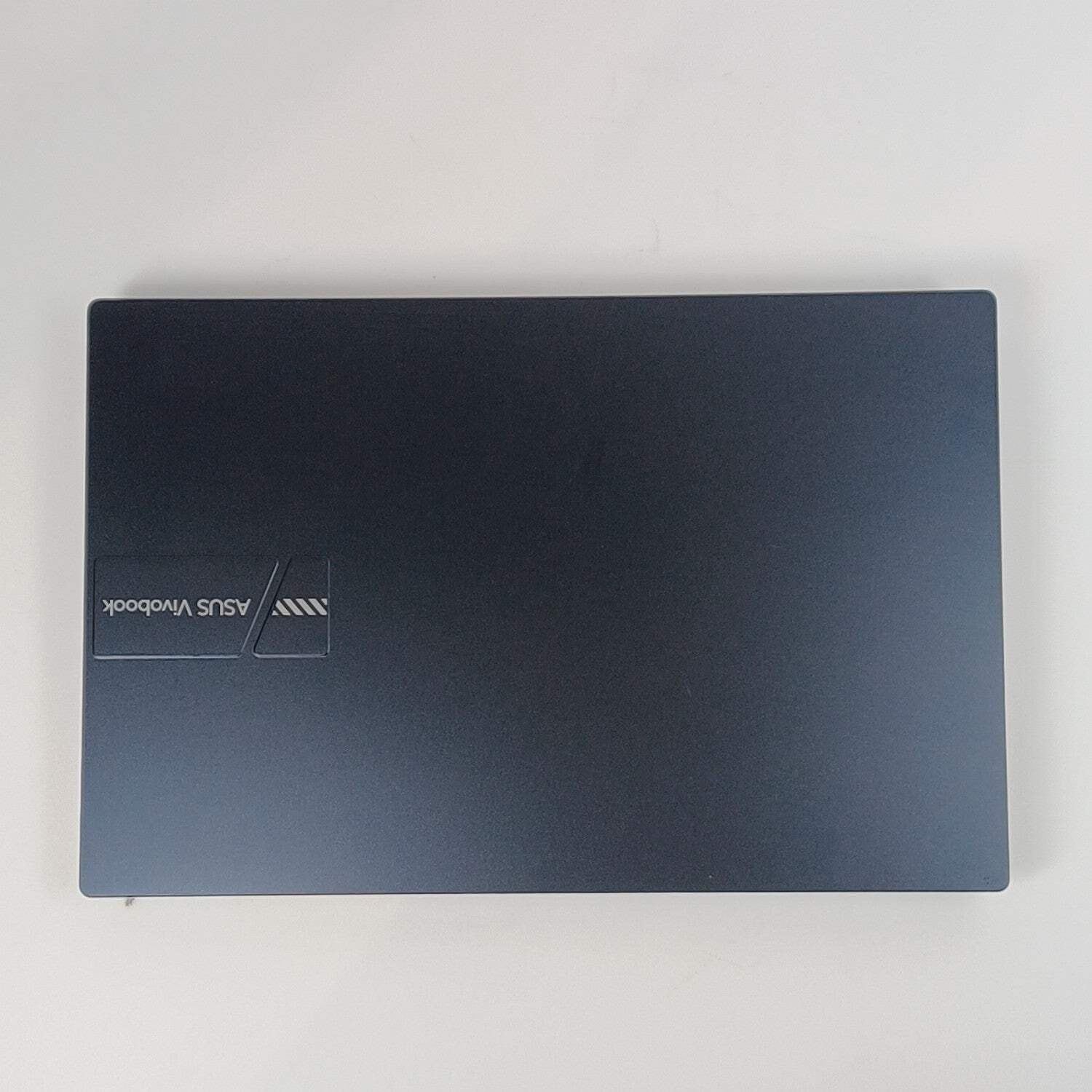Asus Vivobook 14 X1404ZA 14″ i3-1215U 1.2GHz 8GB RAM 128GB SSD