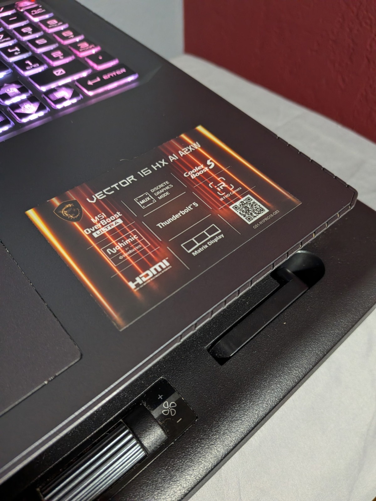 MSI Vector 16 HX AI A2XW 16″ Core Ultra 9 32GB 1TB SSD RTX 5070 TI