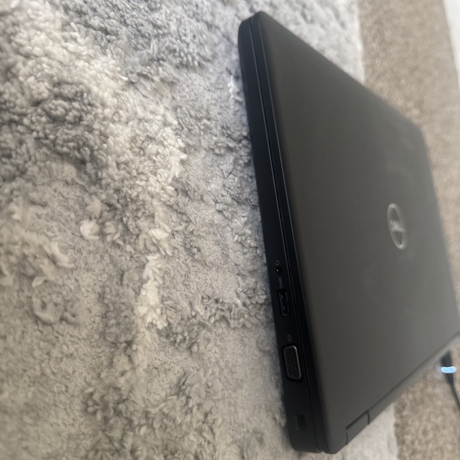 Dell Latitude 5491 16 RM 256 SSD WIN 11pro office GREAT A
