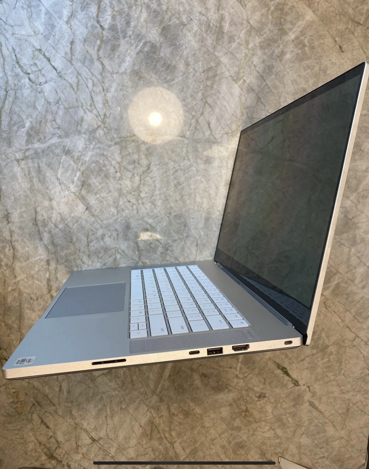 Razer Blade 15 Studio 4K OLED Laptop Quadro RTX 5000, 32GB RAM
