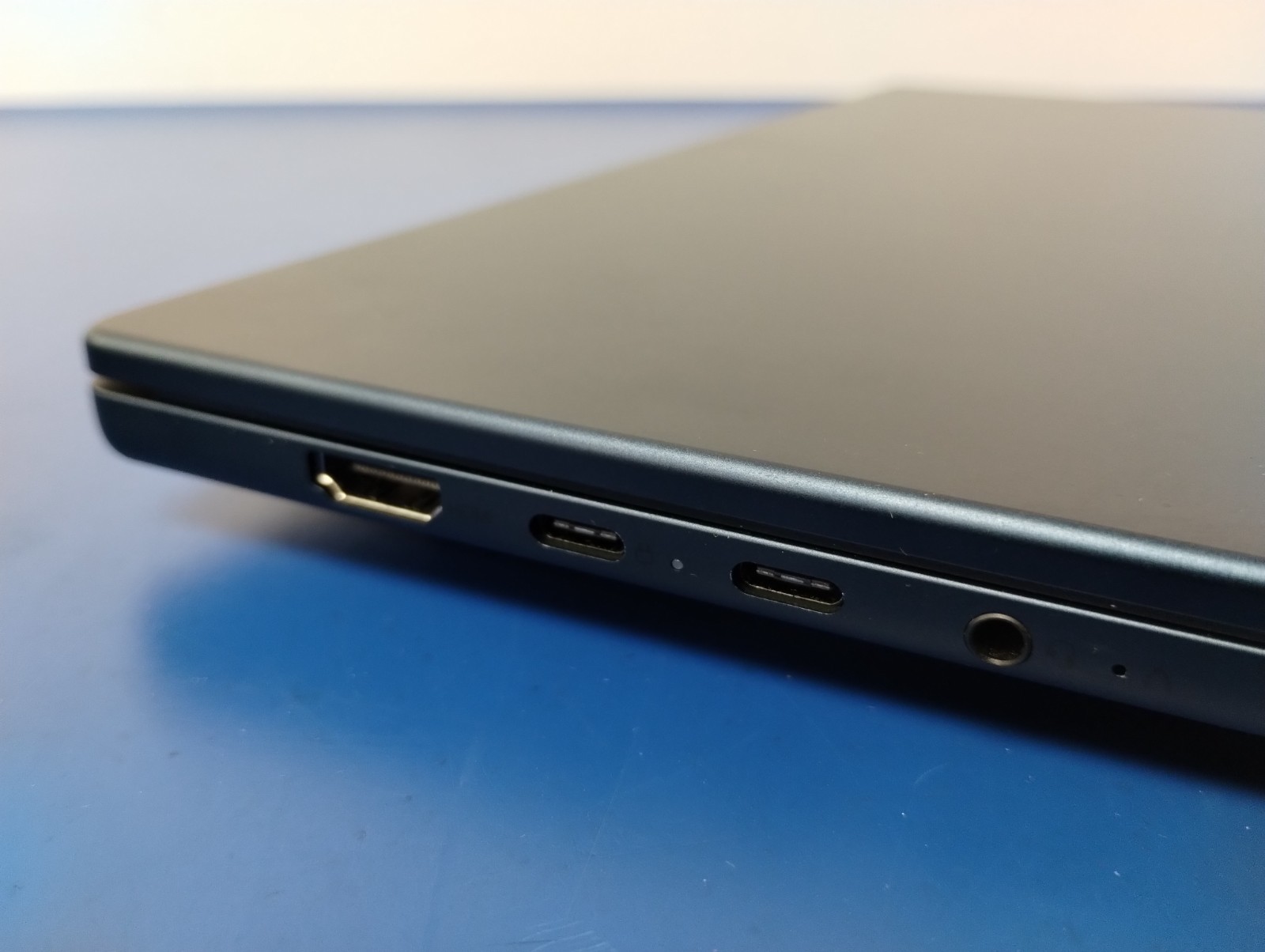 LENOVO IdeaPad Slim 5 16AKP10, AMD Ryzen AI 7 350, 16 GB RAM, 1 TB NVMe SSD