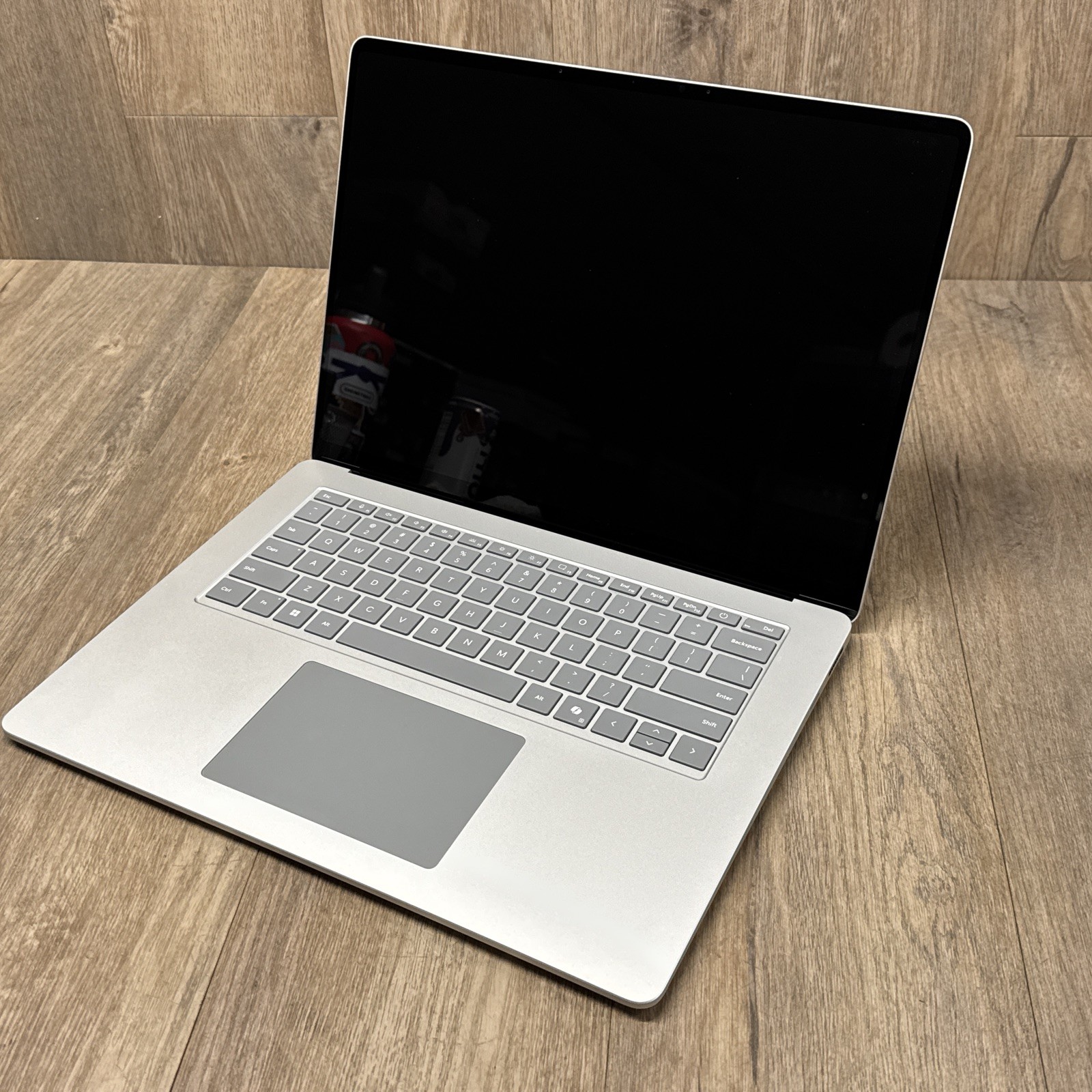 Microsoft Surface Laptop 7 2037 13.8″ Snapdragon X 3.4GHz 16GB RAM 512GB SSD