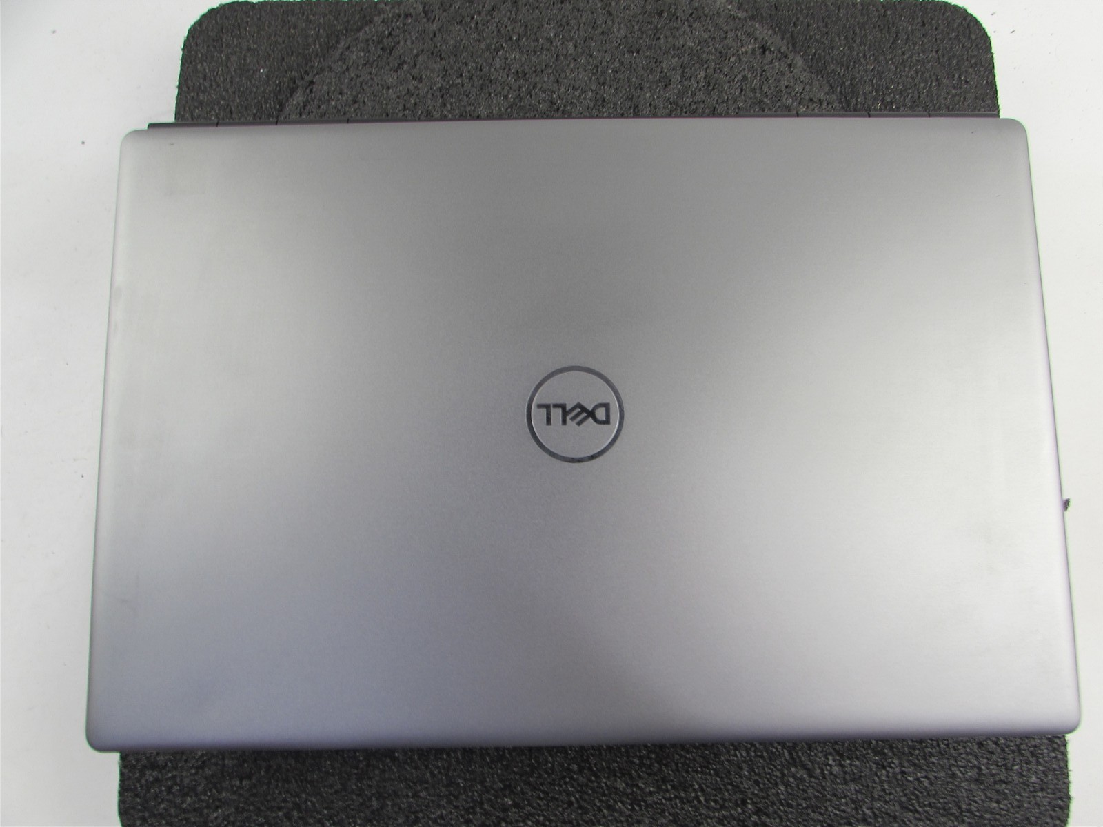 DELL PRECISION 7750 FHD CORE I7-10850H 1TB 32GB RAM RTX 4000 WIN 11 PRO NO BATT