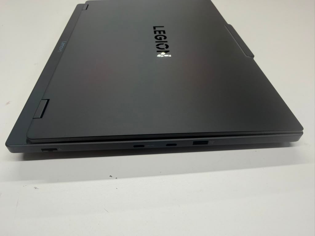 Lenovo Legion 5 15IRX10 i7-14700HX, 20C (8P + 12E) / 28T, P-core 2.1 / 5.5GHz
