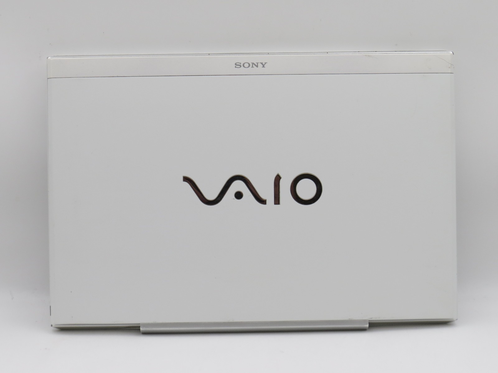 Sony Vaio i5-2410m @ 2.3GHz 4GB DDR3 256GB SSD 13.3″ No OS/AC/Battery