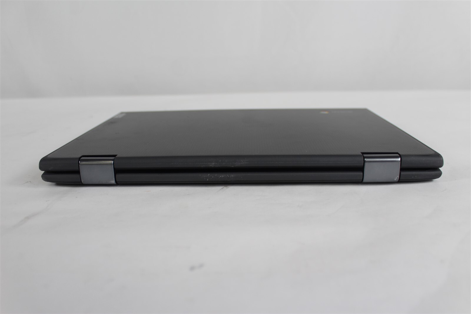 Lenovo ChromeBook 300E Gen 2 11.6″ HD Touch AMD A4-9120C 1.6GHz 4GB 32GB eMMC