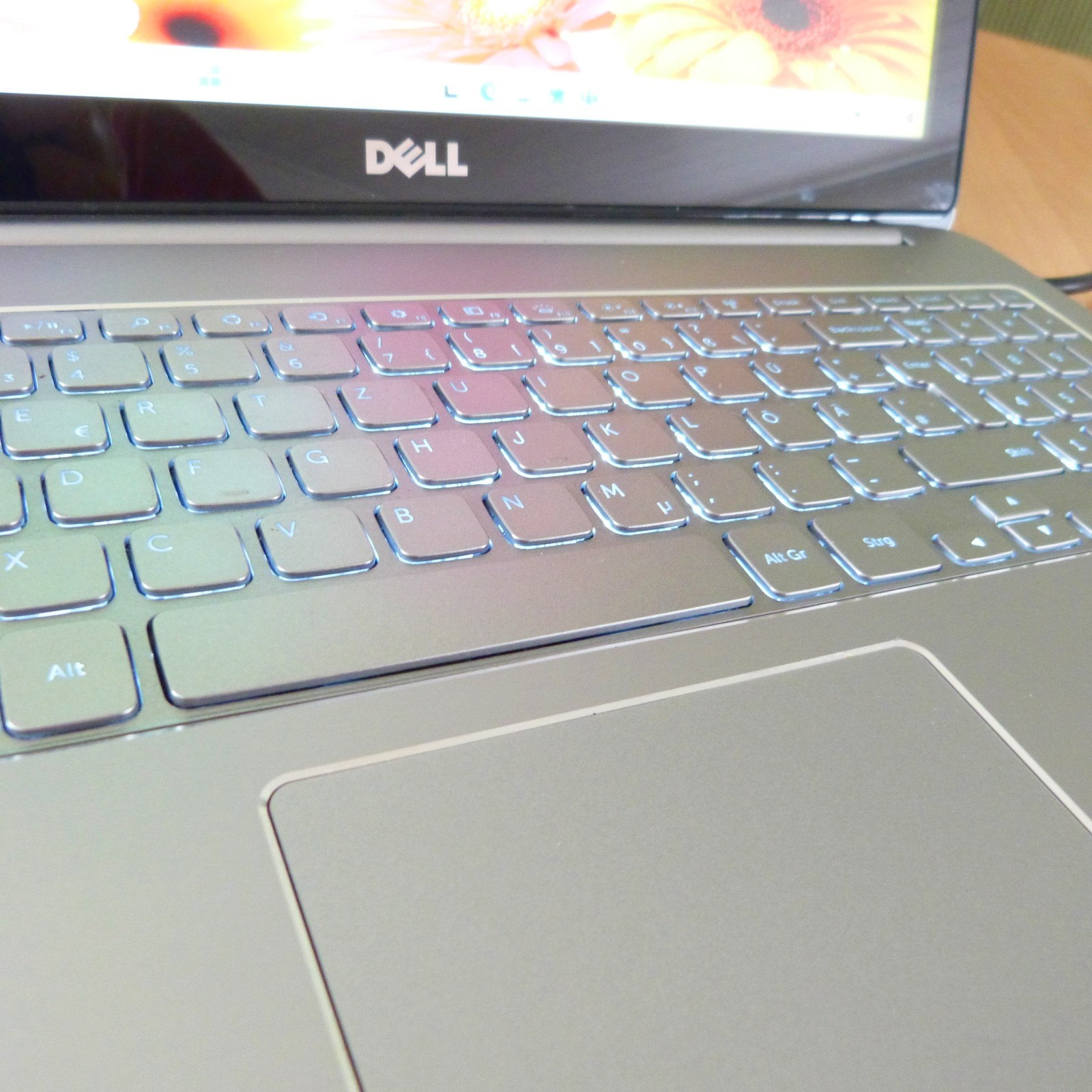 XL LOT I Dell 7537 METAL 15″ TOUCH FULLHD ULTRABOOK l Windows 11 PRO SSD i7
