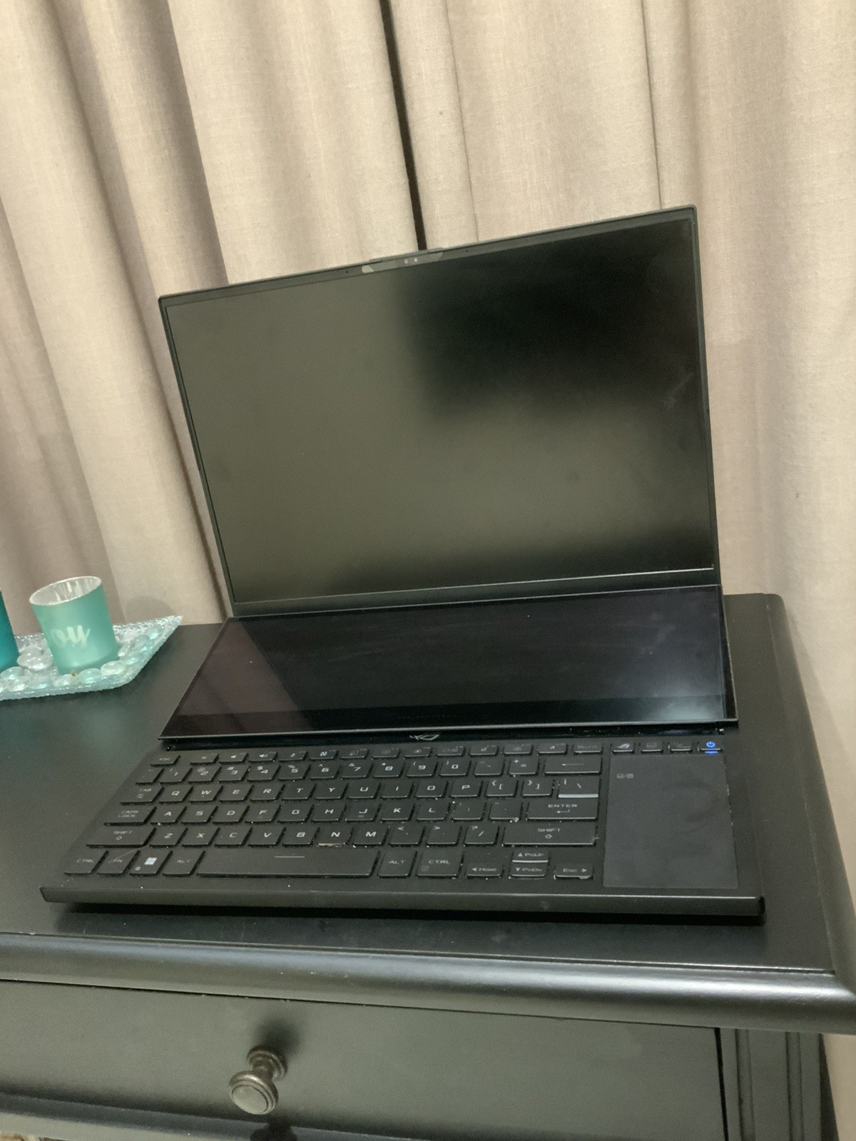 ASUS ROG Zephyrus duo 16″ QHD 240Hz Gaming Laptop Ryzen 9 32GB 1TB SSD RTX 4080