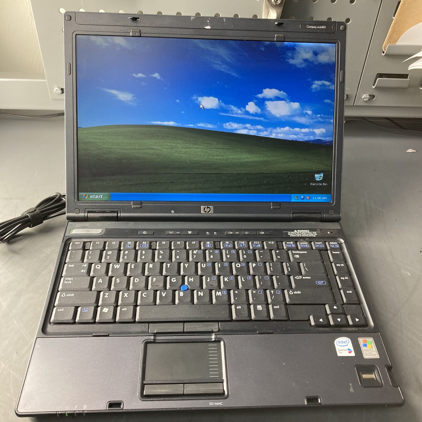 HP Compaq NC6400 14.1″ Laptop Intel Core 2 Duo 2GB 40GB SSD Windows XP Pro SP3