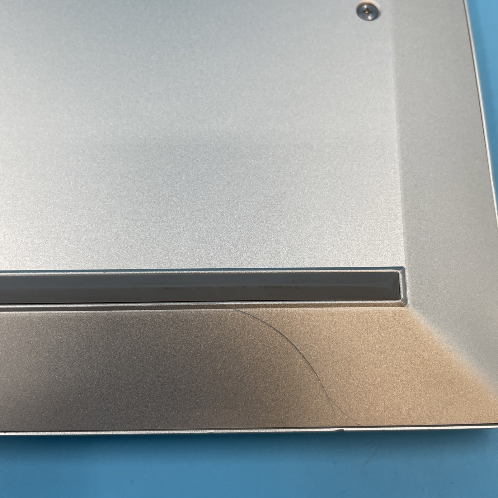HP EliteBook 840 G8 | i7-1185G7 | 16GB RAM | NO DRIVE | NO OS | 73% BATTERY
